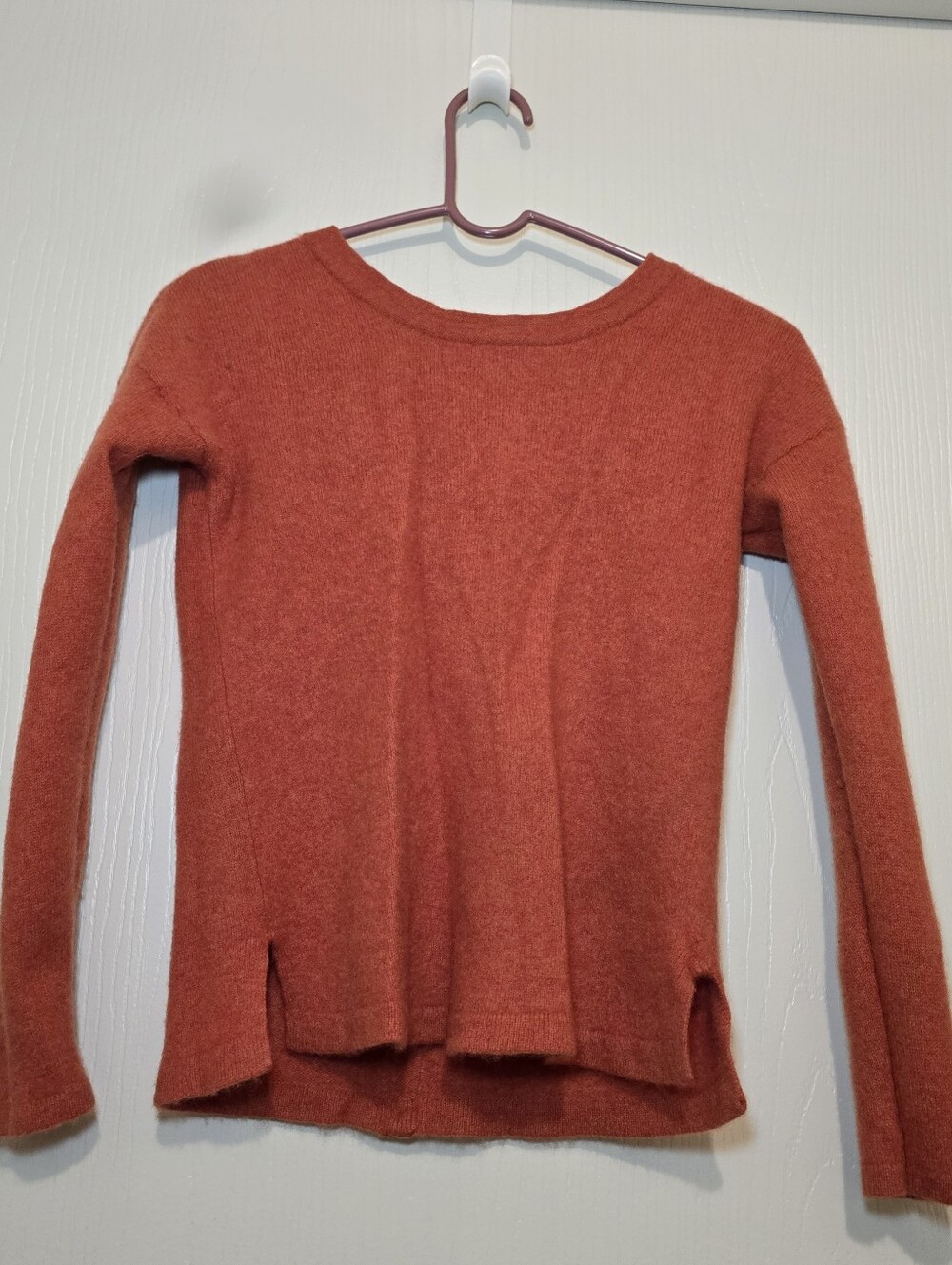 Women Cashmere Cache sweater size S 100% cashmere used once